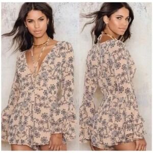 For Love & Lemons Pia Romper Pale Peach Floral Print Boho Beachy Festival‎ Small